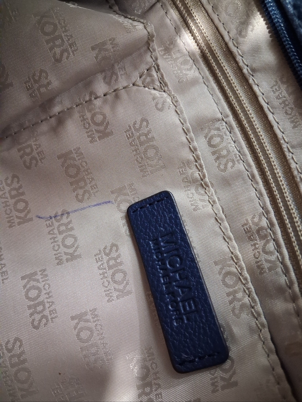Michael Kors Navy Pebbled Leather Crossbody Bag - Picture 10 of 11